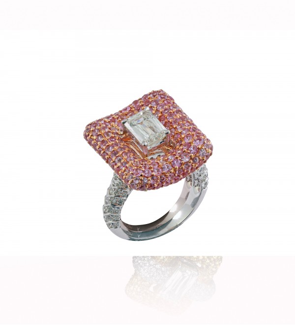 Crisscut pink sapphire ring
