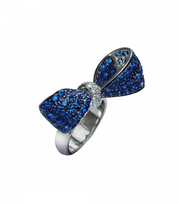 blue sapphire ribbon ring