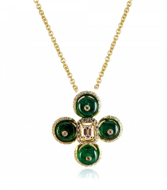 EMERALD BEADS AND BERRIES PENDANT